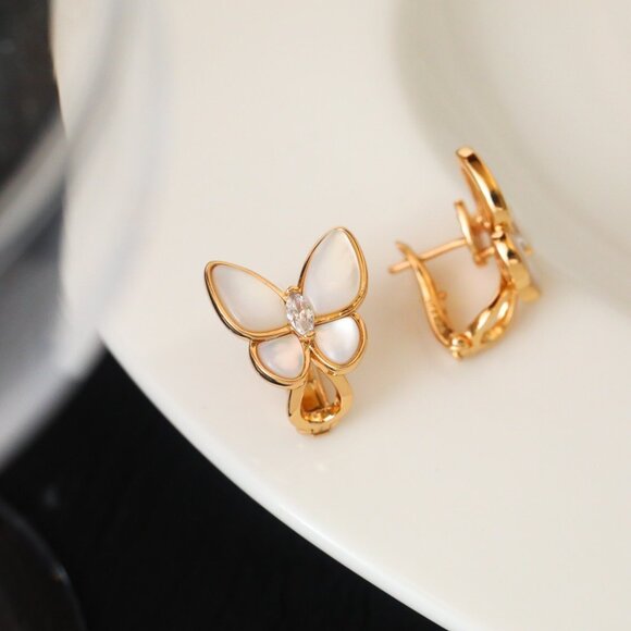 Van Cleef & Arpels original butterfly stud earrings✅✅✅ - Picture 2 of 6